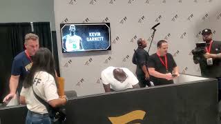 NBA Legend Kevin Garnett Signing Autographs [upl. by Kistner]