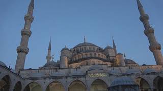 La chiamata alla preghiera alla moschea blu di Istanbul [upl. by Yevrah]