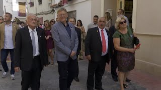 El president de la Generalitat visita las fiestas patronales de Atzeneta dAlbaida [upl. by Ardnuek]