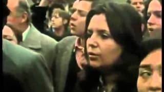 La primera marcha contra Pinochet fue en el funeral de Neruda cantando La Internacional 1973 [upl. by Iand]