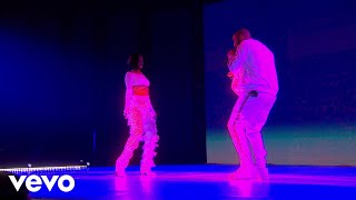 Rihanna  Work  Live at The BRIT Awards 2016 ft Drake [upl. by Noiroc]