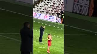 Mister Pep Clotet esce dallo Stadio tra gli applausi Trieste [upl. by Alvie]