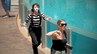 The hilarious mime Megan from Seaworld Orlando [upl. by Kasey]