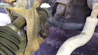 How to EASILY Remove Seized Stabalizer Bar Link Remove stuck sway bar link [upl. by Ettenawtna]