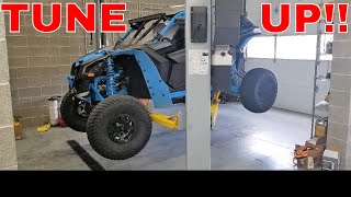 2018 CAN AM MAVERICK X3 XRC OIL CHANGE1000 MILE SERVICE DIY [upl. by Dekeles989]