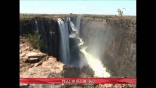 Piscina del Diablo en las Cataratas Victoria [upl. by Meneau]