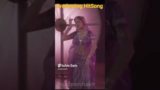 Kitne Ehsan kiay tum ne  shrotvidio shortsvideo indiansinger song bollywood latamangeshkar [upl. by Isnan]