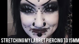 Stretching my labret piercing to 15mm [upl. by Rahab]