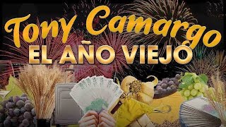 Tony Camargo  El Año Viejo Letra Oficial [upl. by Crow]