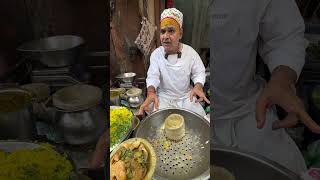 Pandit ji kya kar rahe hai smjh ni ara trending streetfood trend viralvideos [upl. by Oakleil964]