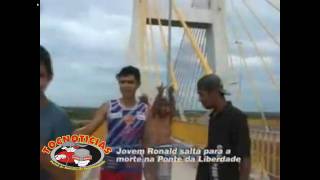 Salto Para a Morte Jovem Pulando da Ponte no Rio Tocantins em ImperatrizMA [upl. by Yssej496]