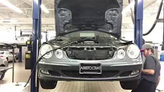 MercedesBenz E350 Motor Removal Timelapse M272 [upl. by Fricke816]