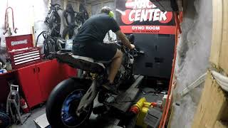 2016 Yamaha R1 Translogic Blip system install and dyno test [upl. by Angell]