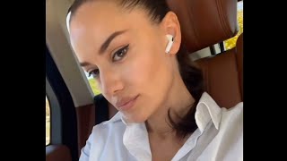 FAHRIYE EVCEN IN HER CAR NEW VIDEO fahriyeevcen burakozcivit [upl. by Eidok]