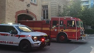 Toronto Fire Services Spare Pumper 312 amp District Chief 31 Responding [upl. by Whipple571]