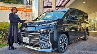 【Completely new color】New 2022 Toyota VOXY Minivans Full Model Change  Glitter black glass flakes [upl. by Adnylam]