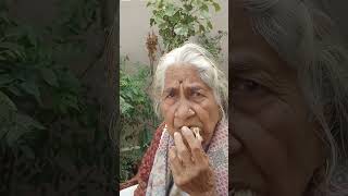 Mumma 83 years ki age mai ganne ka shikar kr rhi hai [upl. by Tallou]