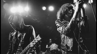 Ramones  Live At The Rainbow  December 31 1977 [upl. by Shlomo235]