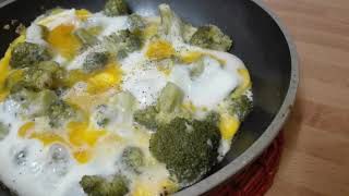 Brócoli con huevos recetas de 15 minutos😉broccoli omelette omelette de brocoli [upl. by Barthel]