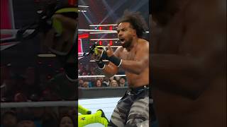 Xavier Woods just accidentally ripped Rey Mysterios mask off but took advantage to get the win [upl. by Adiehsar]