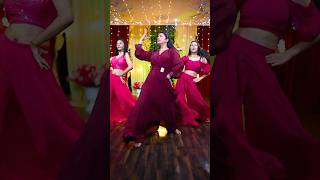 lagdi hai thaai weddingchoreography bride bridesisterdance ytshorts shorts wedding bridedance [upl. by Ettellocin]