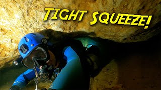 Cave Diving in GATOR HOLE Very tight squeeze [upl. by Rede]