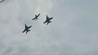 Cool McMinnville Oregon Flyover 2024 McMinnville Oregon International Airshow [upl. by Eboh89]