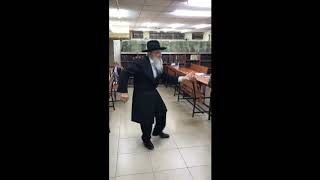 A Happy Lubavitcher Dancing To The Chabad Haneiros Halalu [upl. by Oluap]