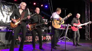 MARTY WILDE amp THE WILDCATS Little Sister WILDEST CATS IN TOWN XMAS 2017 Pontins Pakefield [upl. by Schou]