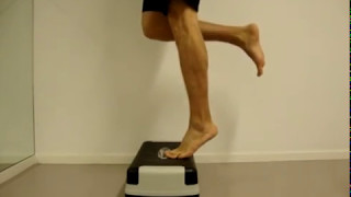 2 Achillespees oefeningen Single leg Calf Raises Level 2  Fysiotherapie Utrecht Oost [upl. by Eniamrehc]