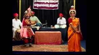 Yakshagana Munisu Tarave Dareshwara [upl. by Llerod]