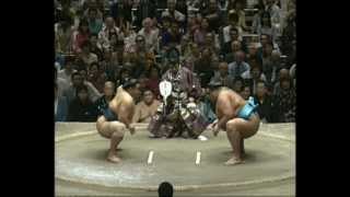 Musashimaru vs Takanohana  Natsu 2001 武蔵丸 対 貴乃花 [upl. by Kinom209]