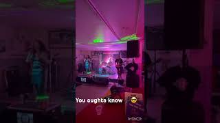 You oughta know Analis Morrisett cover 🎶😎🎶🎶 livemusic 90s rock [upl. by Hara249]