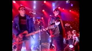 Blur  Country House  Top of the Pops 1995 [upl. by Leemaj]