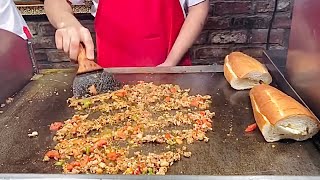 Taksim şampiyon kokoreç  İstanbul sokak lezzetleri  Lamb intestine sandwich  Turkish stree food [upl. by Anytsyrk]