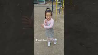 Yami yami Justin Bieber baby handtutting cute tutting cutebaby tuttingdance funny babygirl [upl. by Carleen]