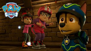 Patrulha Pata – Resgate de Skate e de PatinsFoguetão  PAW Patrol Episódio Português [upl. by Ilsel531]