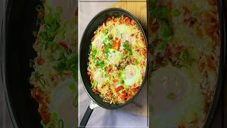 Менемен  турецкая яичница🍳 менеменяичницаshortsзавтраквкуснозавтракикухнятурецкаяяичница [upl. by Saberio45]