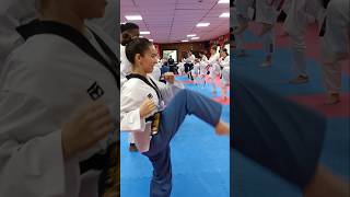 Relâchement Vitesse attrainingfit tkdtraining tkd karate taekwondo sports shorts kick [upl. by Atteram]