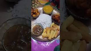 Ajker dupur er khabar kamon laglo seta comment kore bolo bondhurafood bengalilunchthaliideas ❤💙 [upl. by Mauro911]