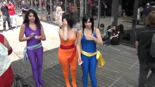 Cats Eyes Cosplay HD Japan Expo Paris  Pause [upl. by Sillihp]