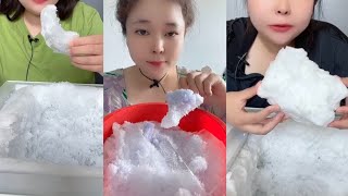 ASMR FREEZER FROST EATING  SHAN  HER CRISPY amp CRUNCHY ICE EATING [upl. by Atinnod115]