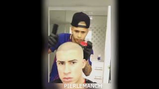 BARBEROS PELUQUEROS MODO DIOS 1 CORTE DE PELO DE BAD BUNNY [upl. by Ynehteb290]