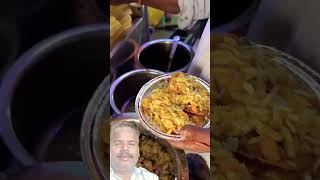 Pyaj kachori khana chatni ke sath achcha hai food please subscribe Karen [upl. by Hallee]