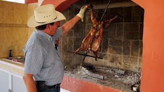 Cabrito al Pastor Sazonado con Orégano  El Arriero De Ramones [upl. by Arlie]