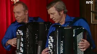 Arnstein Johansen amp Sverre Cornelius Lund  Novelty Accordion Erik Frank [upl. by Zacharie]