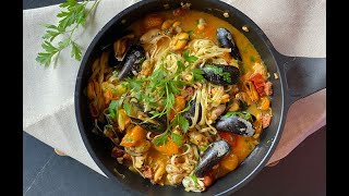 Délicieuses pâtes méditérranéenne  moules et chorizo [upl. by Lavelle]