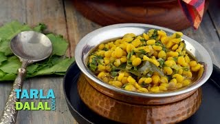 Palak Chana Dal Zero Oil and Low Cholesterol by Tarla Dalal [upl. by Udall500]