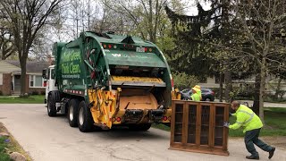 WM Rear Loader Garbage Truck Packing Bulk [upl. by Scharaga489]