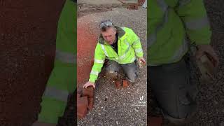 Cutting Closures for Flemish pillars sorts bricklaying tips [upl. by Carper205]